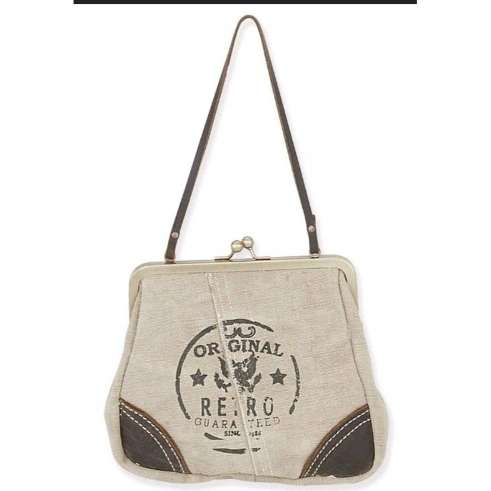 Vintage UCHI Small Purse Genuine Leather Bag Kiss Lock Close Utility Natural